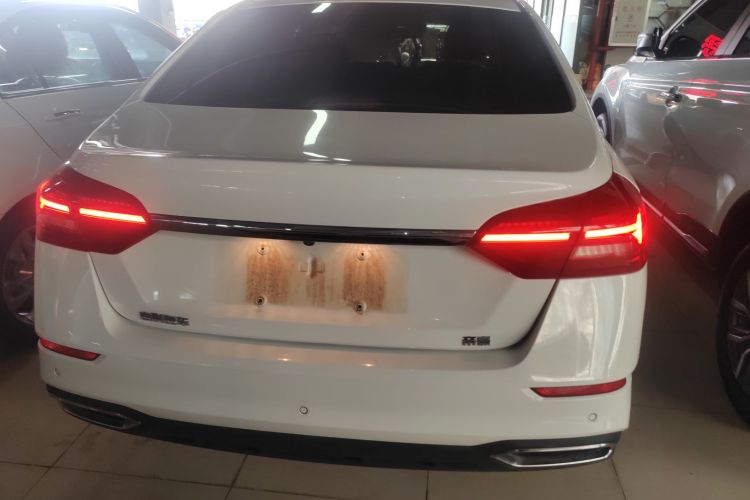 GEELY Emgrand 2020 #6 GEELY Emgrand 2020 car image #6