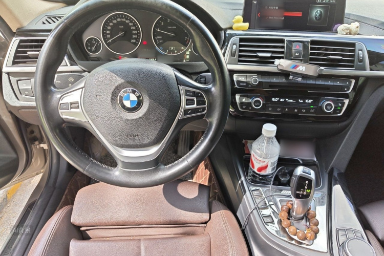 BMW 3 Series 2018 #12 BMW 3 Series 2018 car image #12