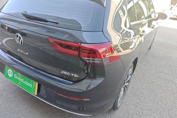 Volkswagen Golf 2023 imagem de carro #8