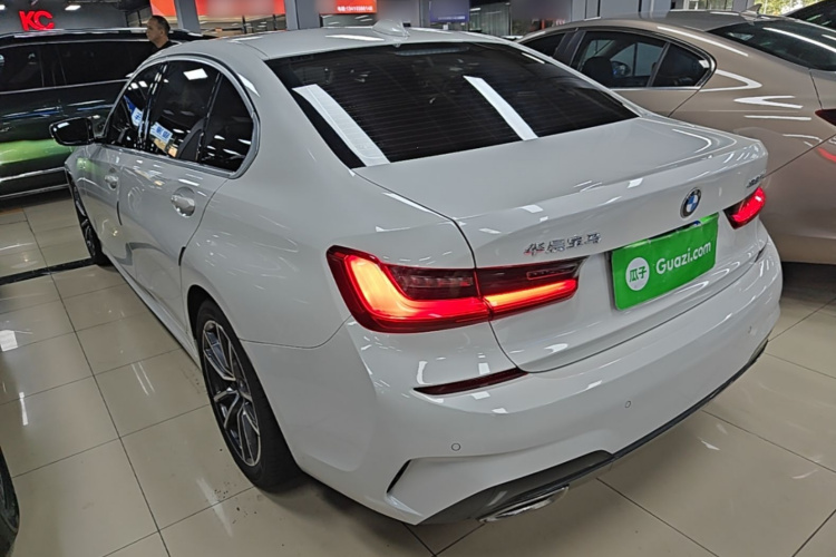 BMW 3 Series 2021 car image #7