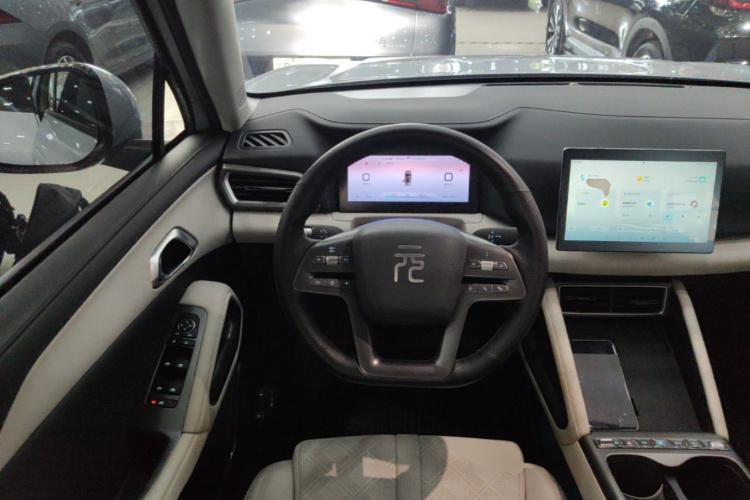 BYD YuanUP 2025 #11 BYD YuanUP 2025 immagine di auto #11