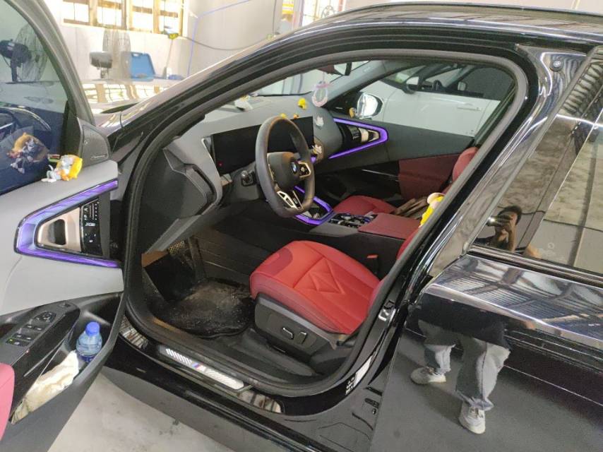 BMW X3 2025 car image #2