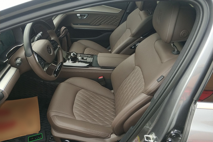 BYD Han 2023 imagen de coche #15