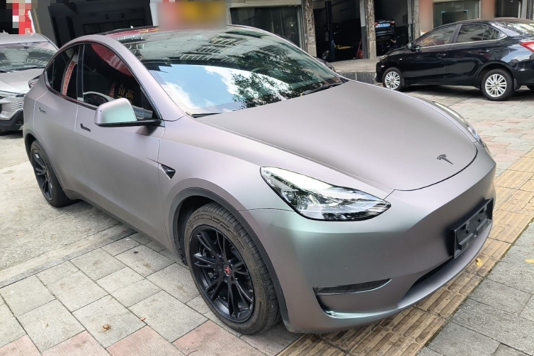 Tesla Model Y 2023 #6 Tesla Model Y 2023 car image #6
