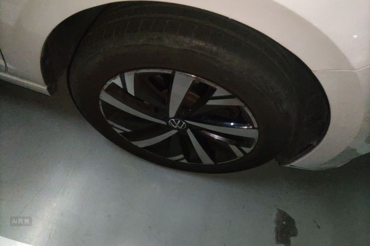 Volkswagen Polo 2021 car image #9