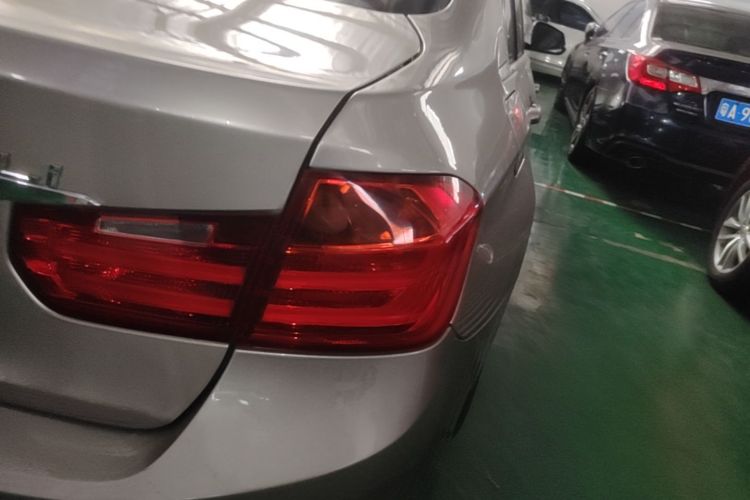 BMW 3 Series 2015 car image #8