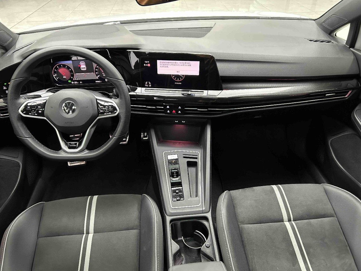 Volkswagen Golf 2024 #3 Volkswagen Golf 2024 car image #3
