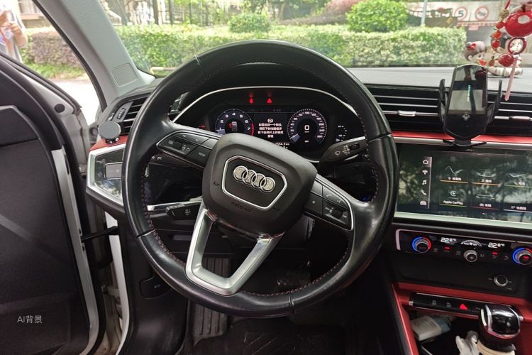 Audi Q3 2020 #12 Audi Q3 2020 car image #12