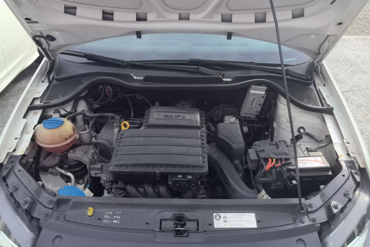 Volkswagen Polo 2016 #20 Volkswagen Polo 2016 car image #20