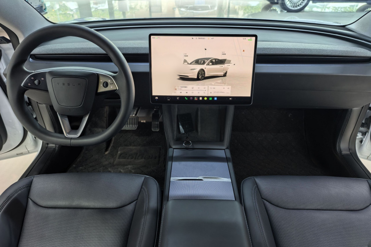 Tesla Model 3 2024 صورة سيارة #12
