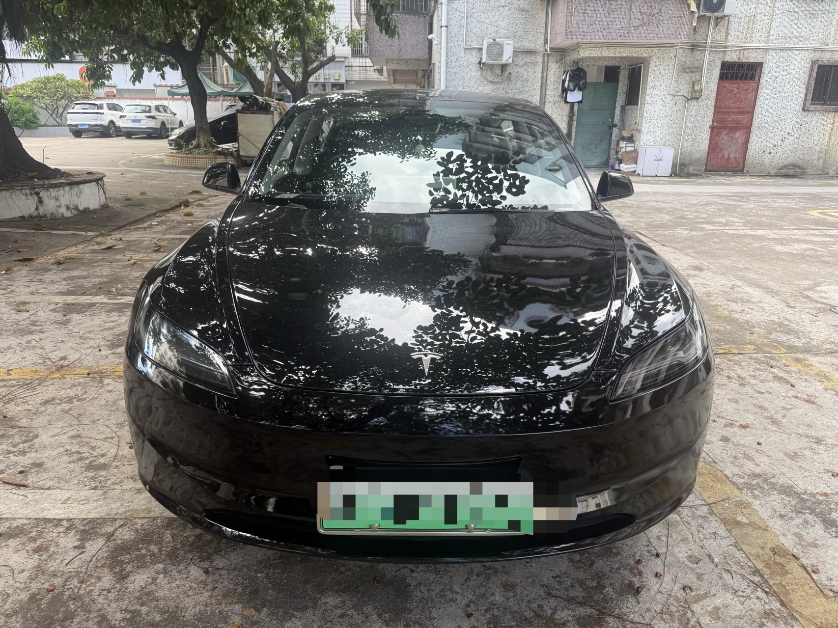 Tesla Model 3 2024 car image #2