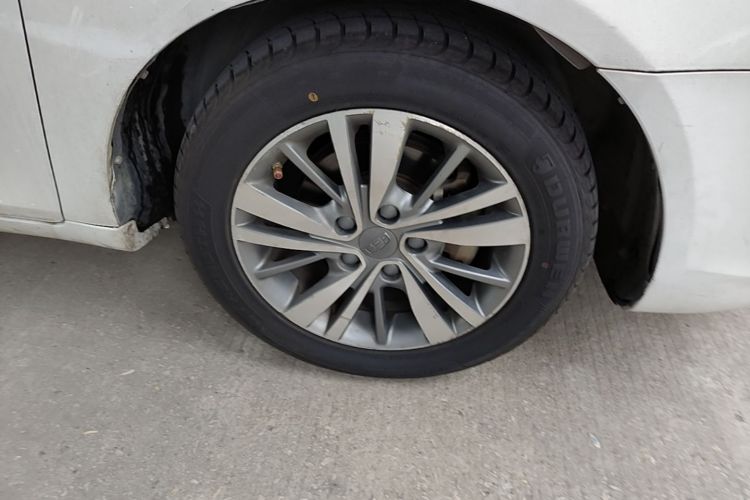 GEELY Emgrand 2018 #9 GEELY Emgrand 2018 car image #9