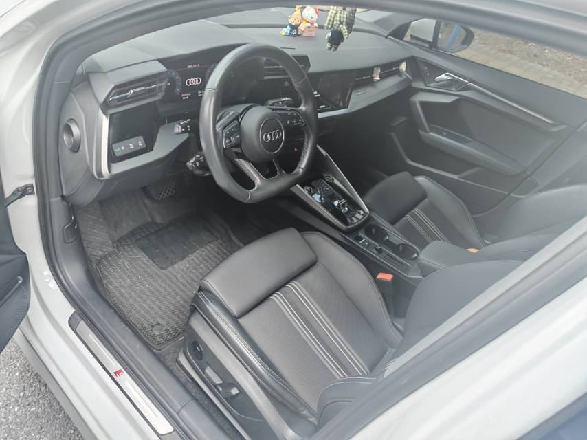 Audi A3 2022 immagine di auto #5