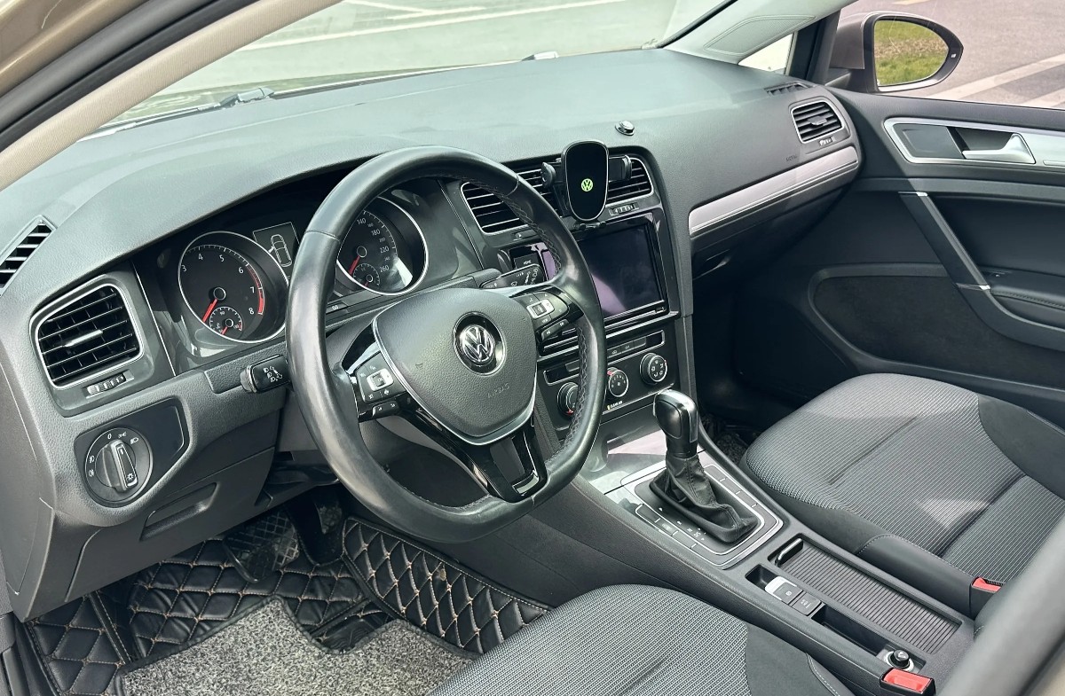 Volkswagen Golf 2020 #5 Volkswagen Golf 2020 car image #5