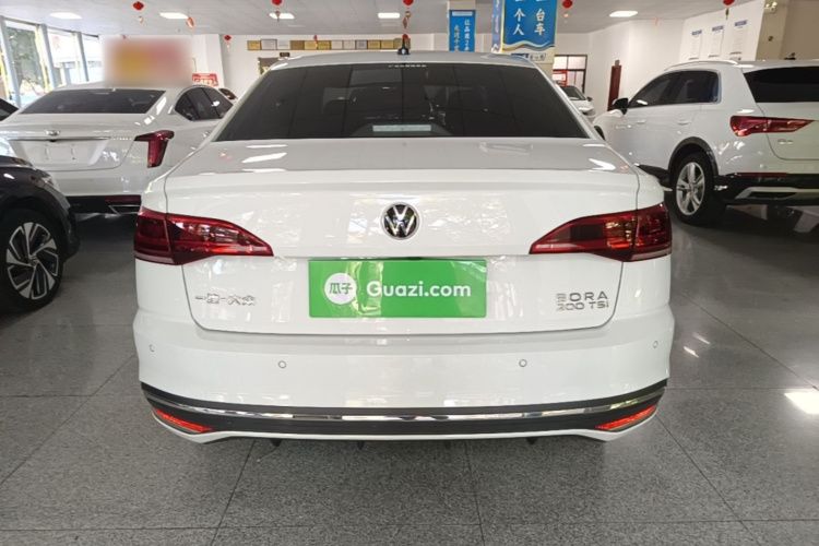 Volkswagen Bora 2025 car image #6