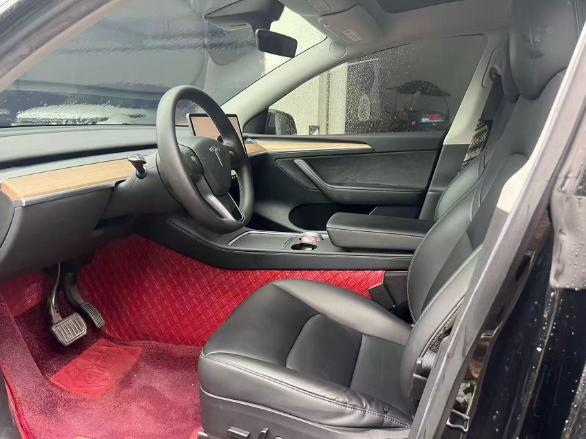 Tesla Model Y 2022 #5 Tesla Model Y 2022 car image #5