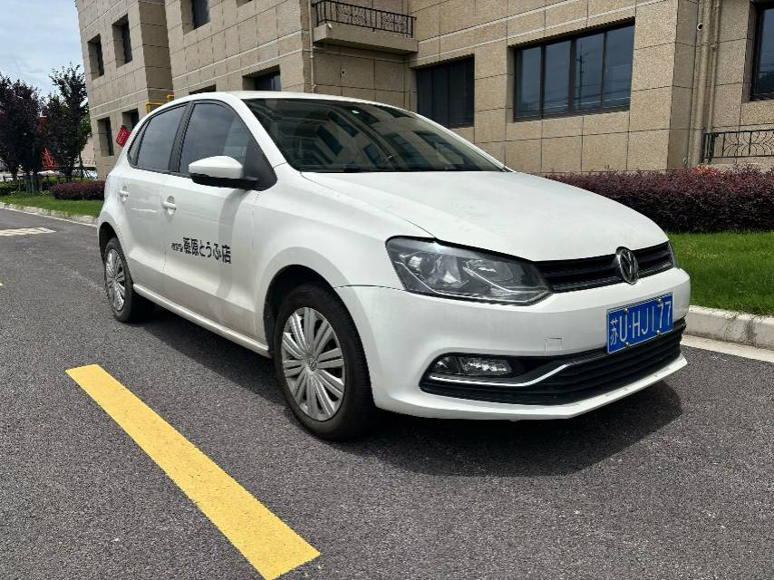 Volkswagen Polo 2017 car image #3