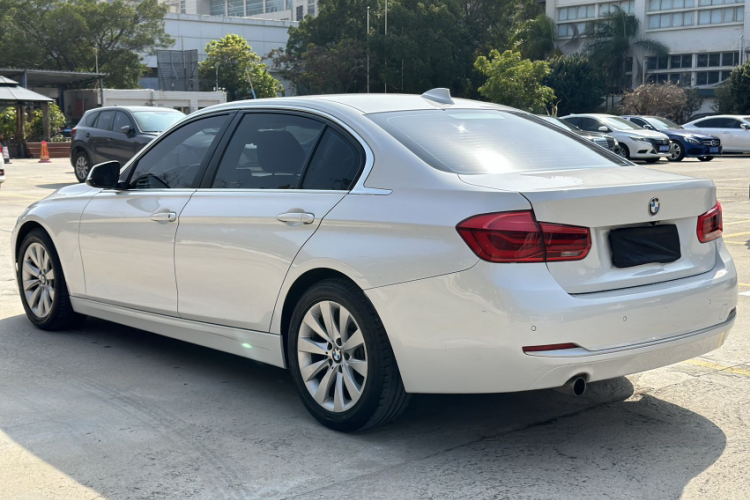 BMW 3 Series 2016 car image #5