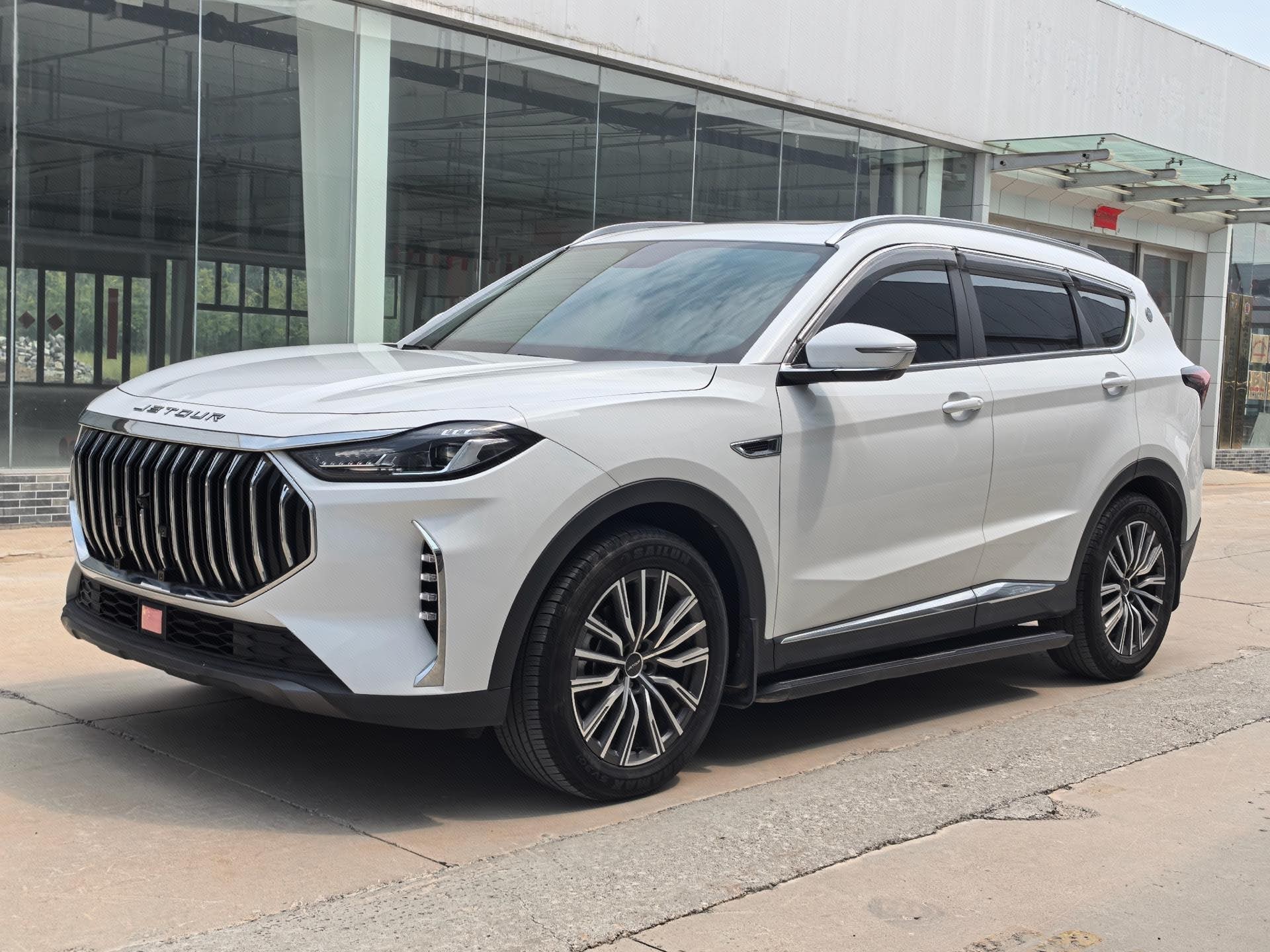 Jetour X70 PLUS 2024 car image 