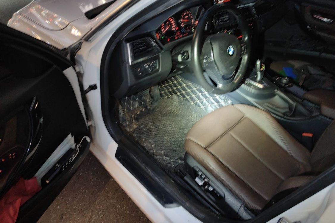 BMW 3 Series 2018 #23 BMW 3 Series 2018 car image #23