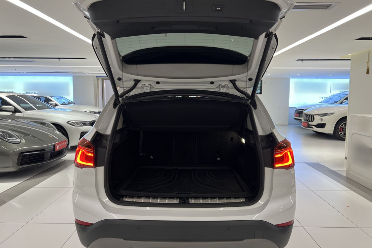 宝马 宝马X1新能源 2019 汽车图片 #10