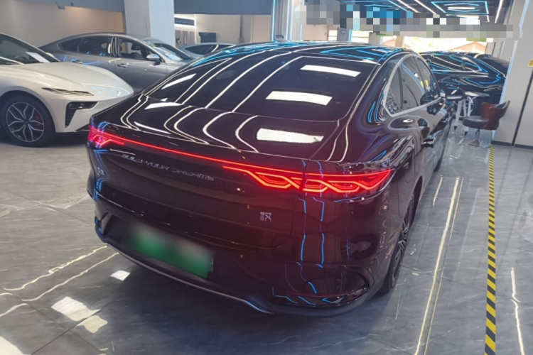 BYD Han 2023 car image #4