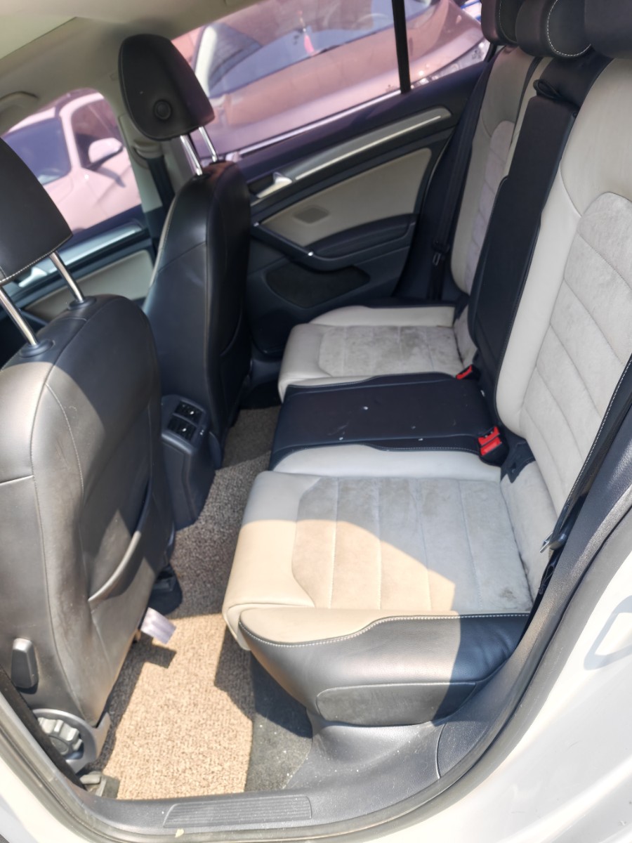 Volkswagen Golf 2017 car image #5
