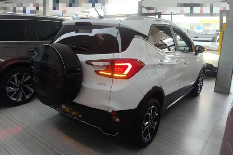 BYD Yuan Pro 2023 car image #7