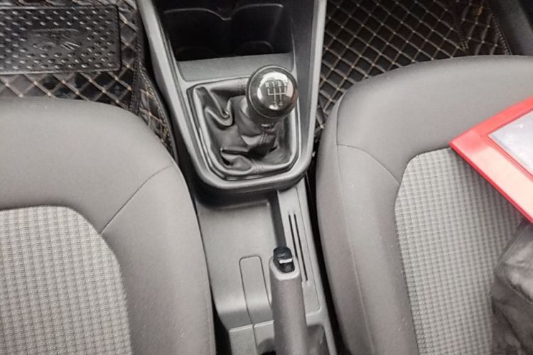 Volkswagen Santana 2017 #18 Volkswagen Santana 2017 car image #18