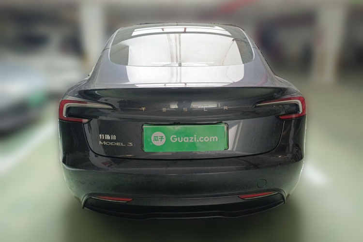 Tesla Model 3 2025 car image #6