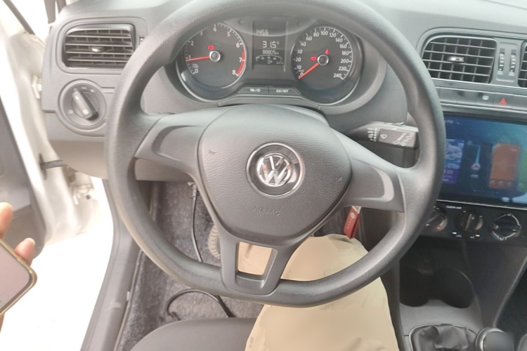 Volkswagen Polo 2017 #11 Volkswagen Polo 2017 car image #11