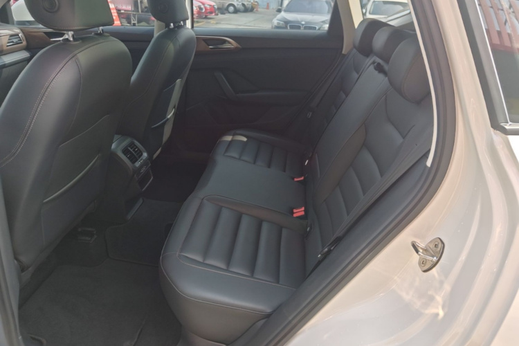 Volkswagen Tharu 2019 #17 Volkswagen Tharu 2019 car image #17