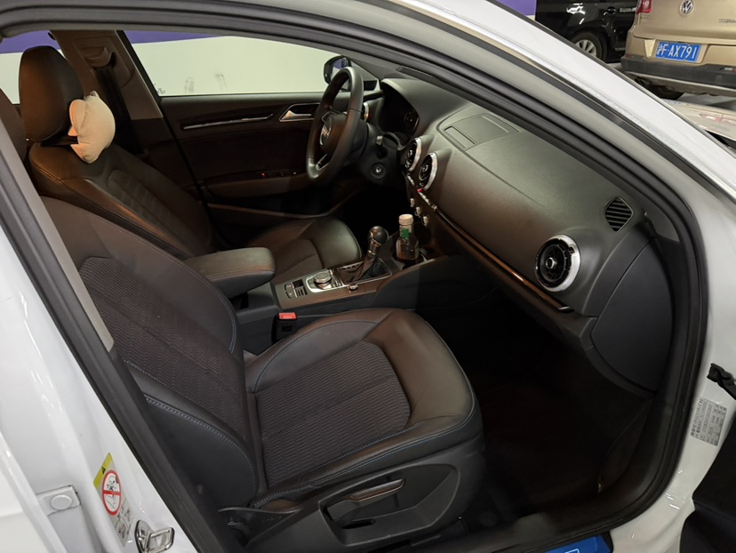 Audi A3 2019 car image #7