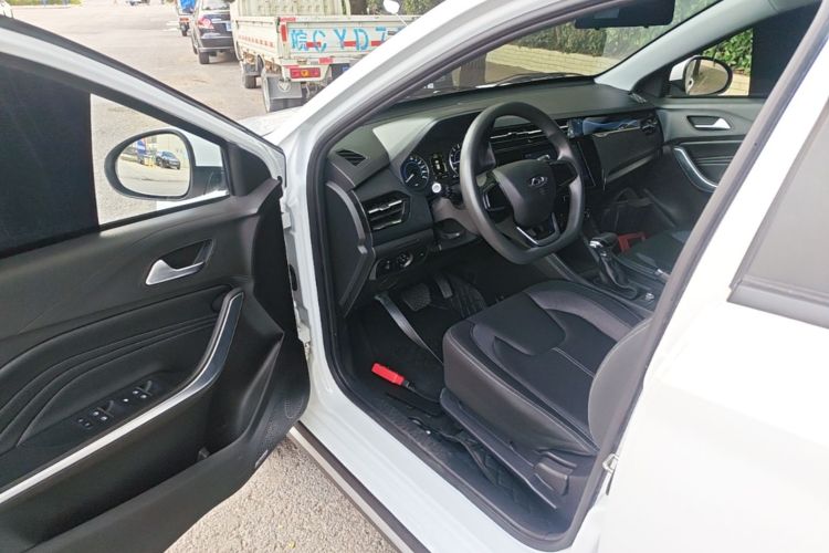 Chery Tiggo 3x 2024 #16 Chery Tiggo 3x 2024 car image #16