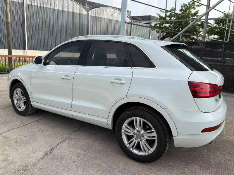 Audi Q3 2016 immagine di auto #6