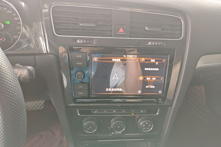 Volkswagen Golf 2019 #13 Volkswagen Golf 2019 car image #13