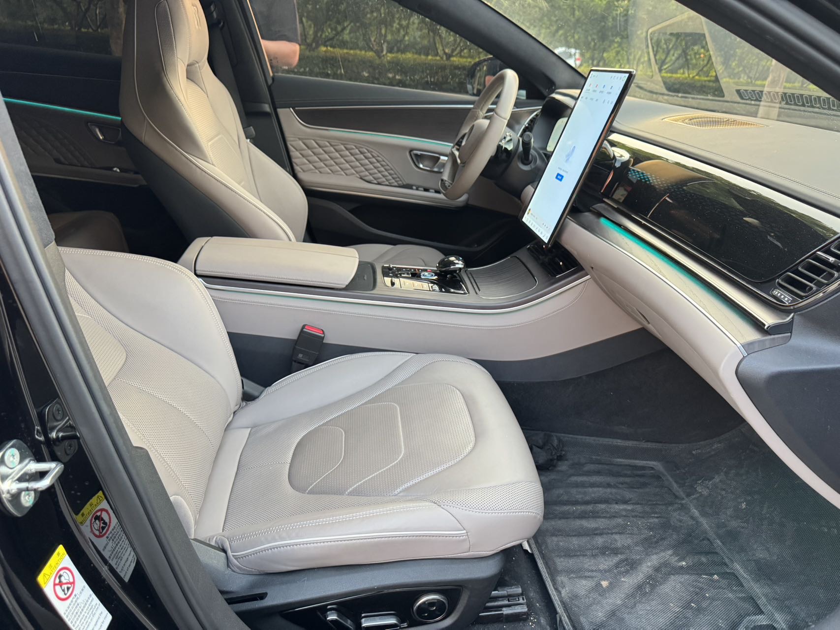 BYD Han 2024 car image #4