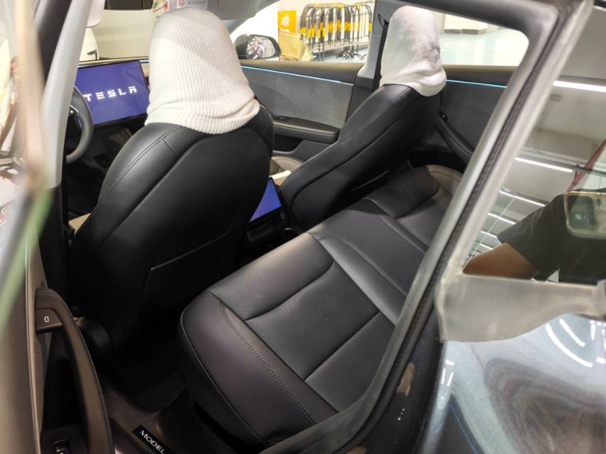Tesla Model 3 2025 car image #4