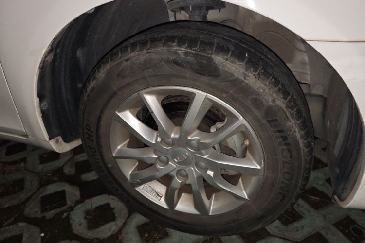 GEELY Emgrand 2020 car image #6