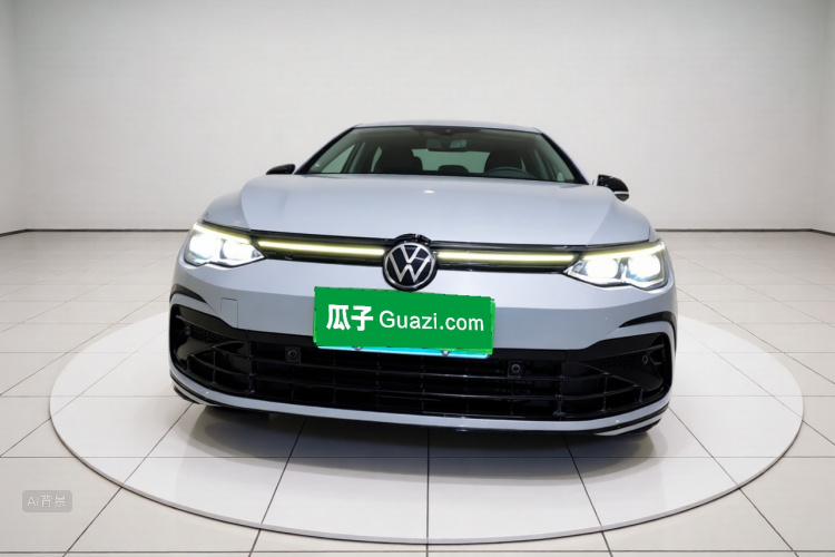 Volkswagen Golf 2022 car image #3