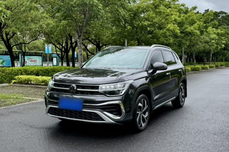 Volkswagen Tharu 2024 car image #25