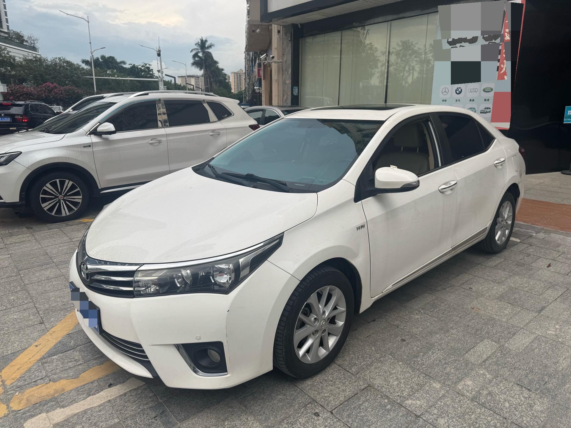 Toyota Corolla 2014 Toyota Corolla 2014 car image
