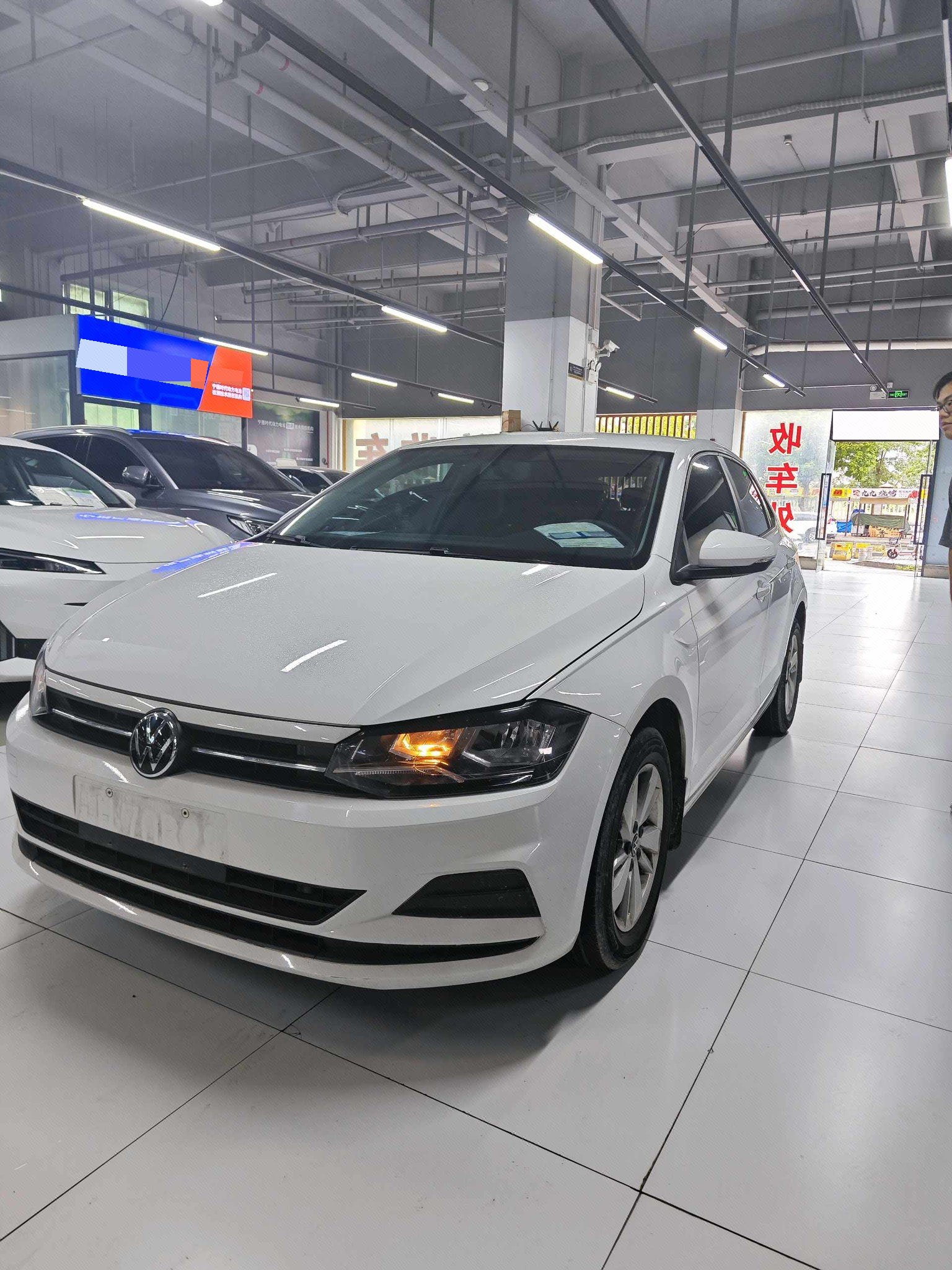 Volkswagen Polo 2023 car image 
