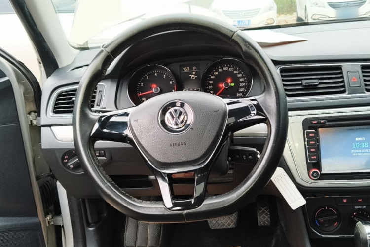 Volkswagen Lavida 2015 #11 Volkswagen Lavida 2015 car image #11