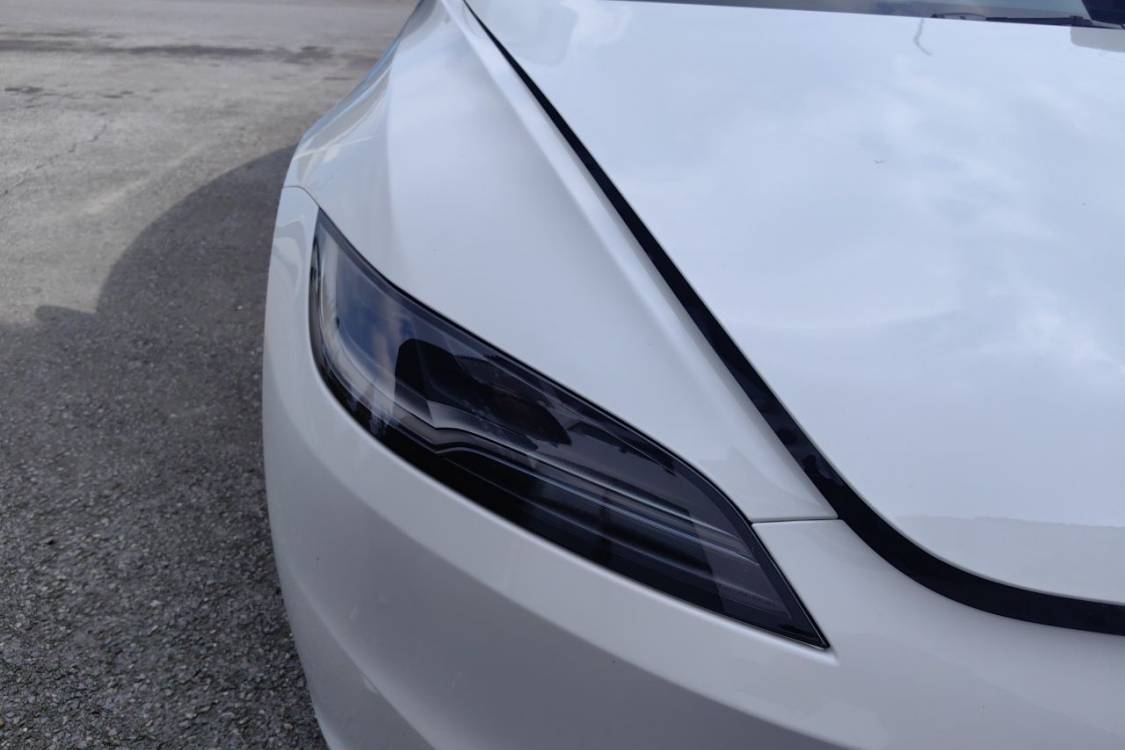 Tesla Model 3 2024 immagine di auto #7