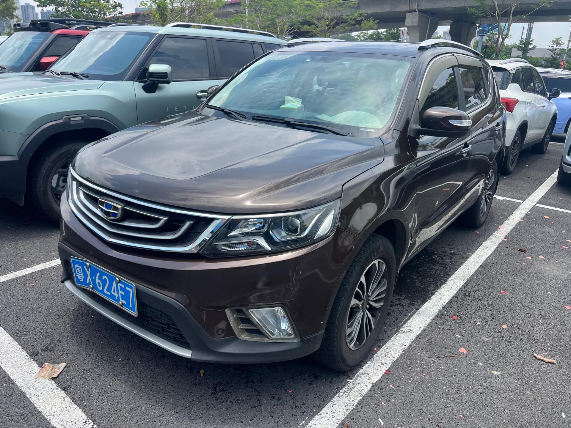 GEELY Vision X6 2017 car image 