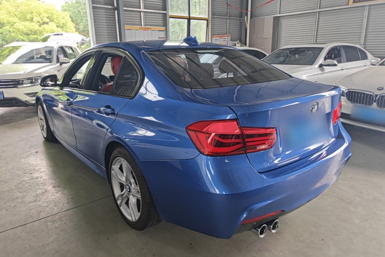 BMW 3 Series 2019 car image #5