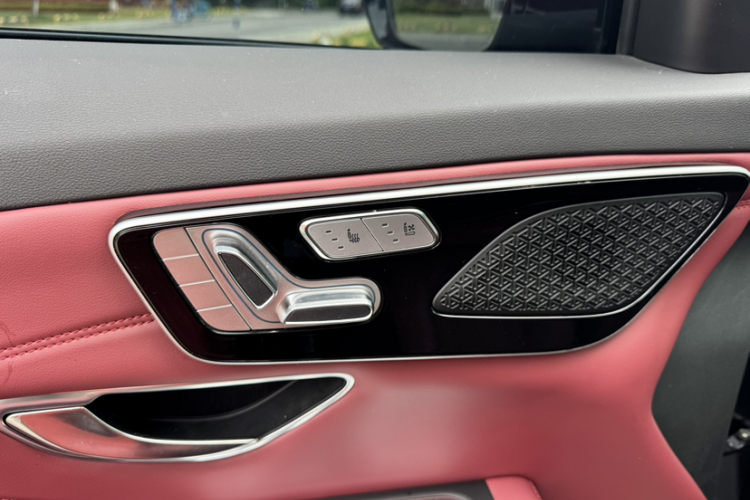 Jetour X70 PLUS 2026 car image #10