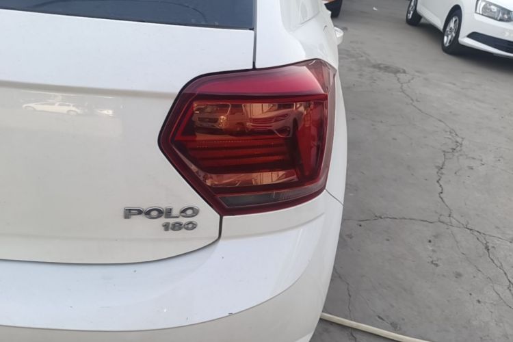 Volkswagen Polo 2021 car image #8