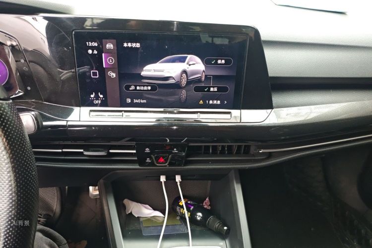 Volkswagen Golf 2021 car image #15